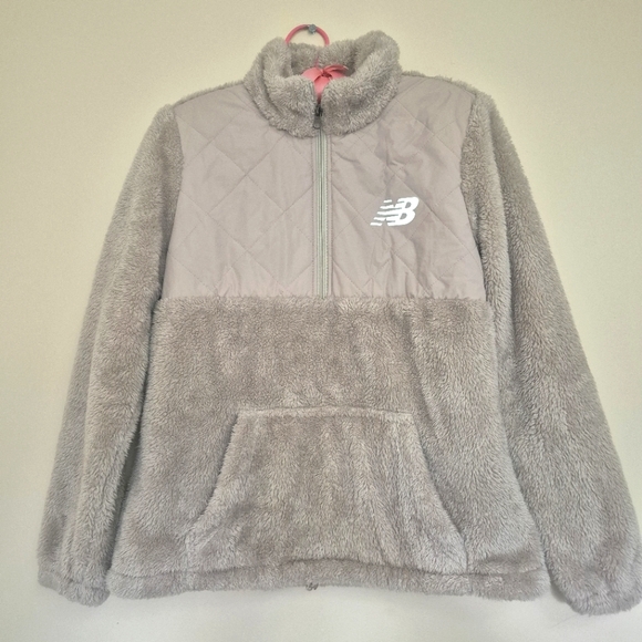 New Balance Sweaters - New Balance Women's Cozy Soft Shell Jacket Zipper Front Cream Color Size Large